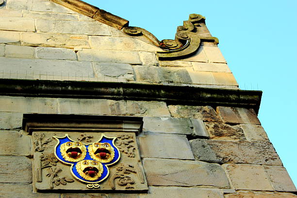 three lions three lions on a building in shrewsbury three lions england stock pictures, royalty-free photos & images