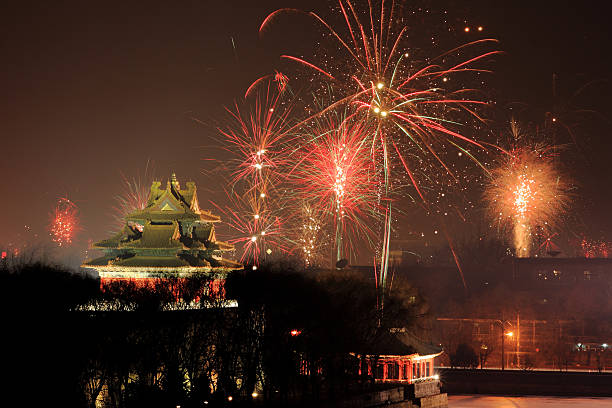frohes neues jahr in die verbotene stadt in peking, china - chinesisches neujahr fotos stock-fotos und bilder