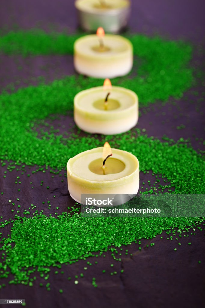 Decoración con velas spa - Foto de stock de Brillante libre de derechos