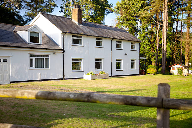 istock white house in woodland setting 471839637
