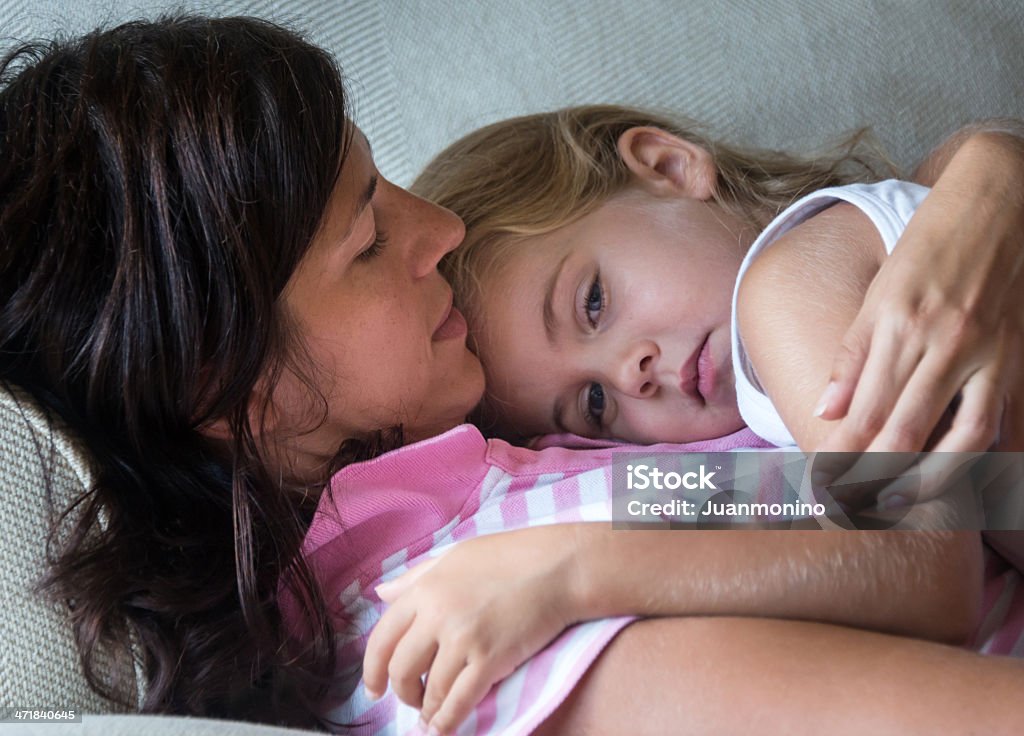 Madre e hija - Foto de stock de Autismo libre de derechos