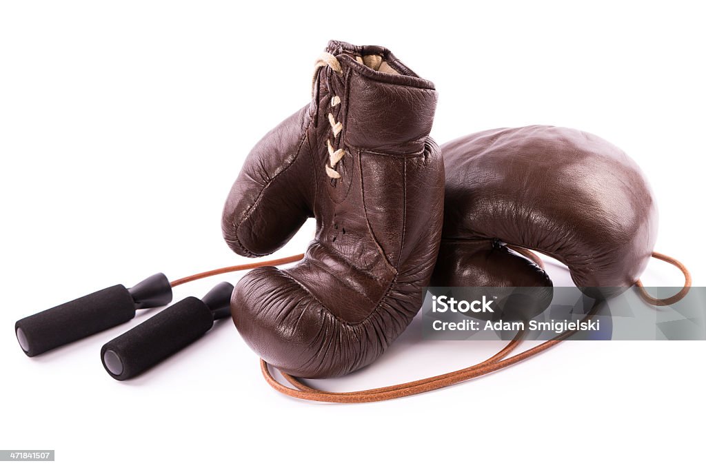 Guantes de boxeo con cuerda de saltar - Foto de stock de Actividades y técnicas de relajación libre de derechos