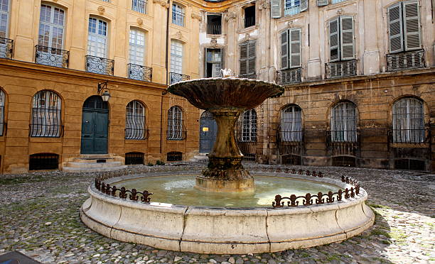 istock Aix en Provence fountain 471842093