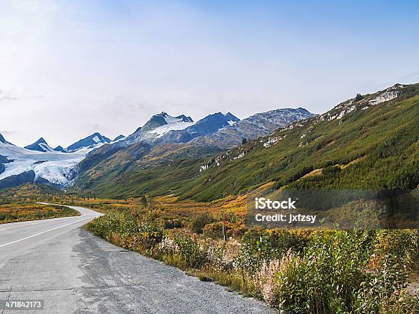 Alaska Góra Jesienią - zdjęcia stockowe i więcej obrazów Alpinizm - Alpinizm, Arktyka, Bez ludzi