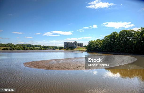 Foto de Castelo Carew Pembs No Lago e mais fotos de stock de Abandonado - Abandonado, Antigo, Arcaico