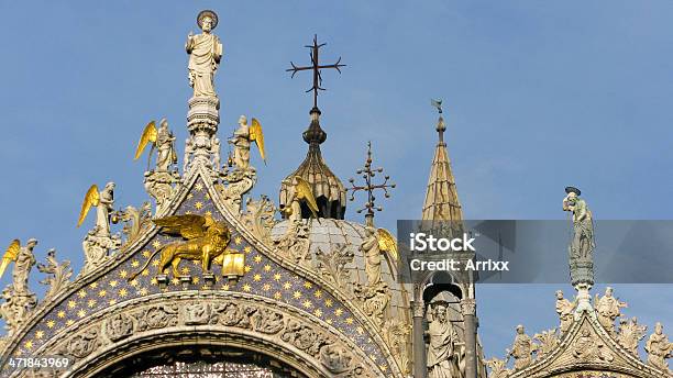 Dettaglio Della Basilica Di San Marco Venezia - Fotografie stock e altre immagini di Ambientazione esterna - Ambientazione esterna, Architettura, Cattedrale