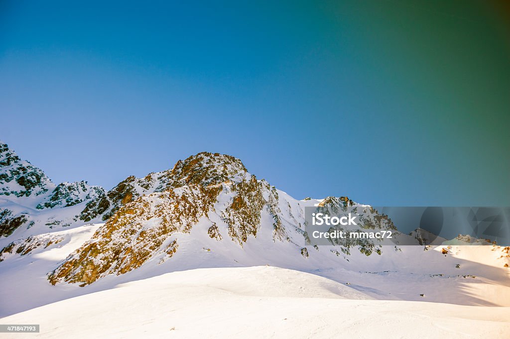 Wysoka góra Krajobraz w Słońce - Zbiór zdjęć royalty-free (Alpy)