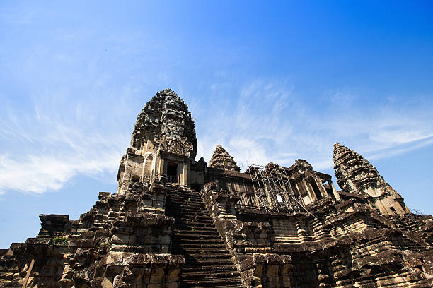 complexo de templos angkor wat, do camboja - destrination - fotografias e filmes do acervo