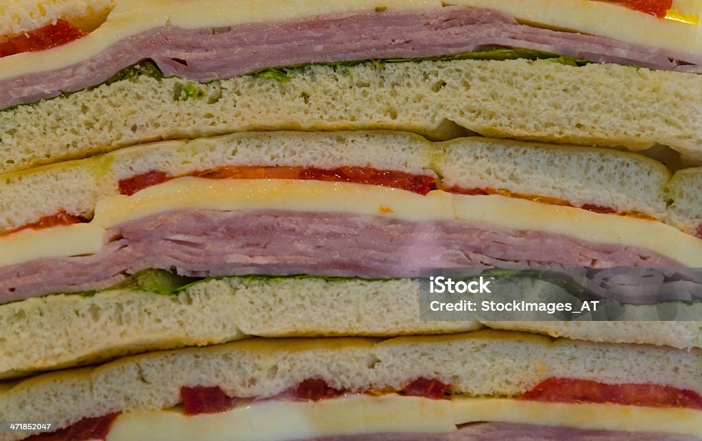 Mega Panino - Foto stock royalty-free di Alimentazione non salutare