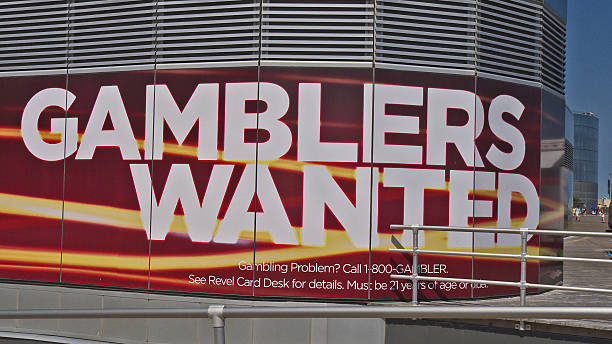 gamblers wanted. - gamblers imagens e fotografias de stock