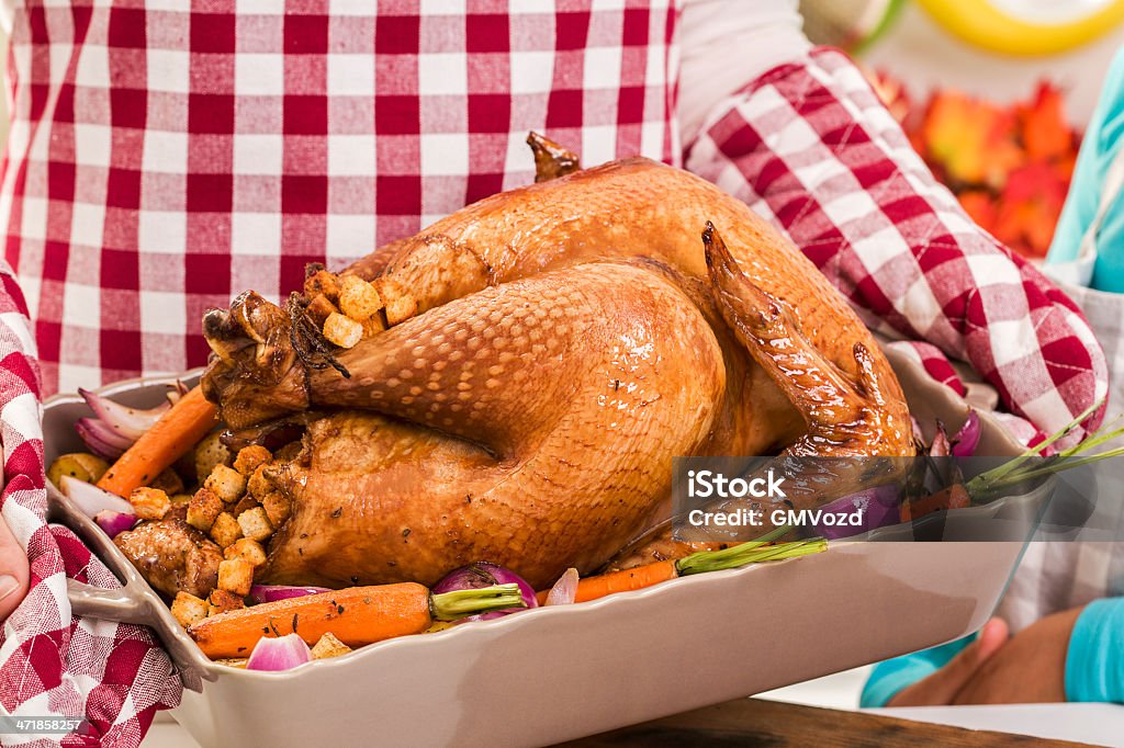 Traditioneller gebratener Truthahn für die Feiertage - Lizenzfrei Am Spieß gebraten Stock-Foto