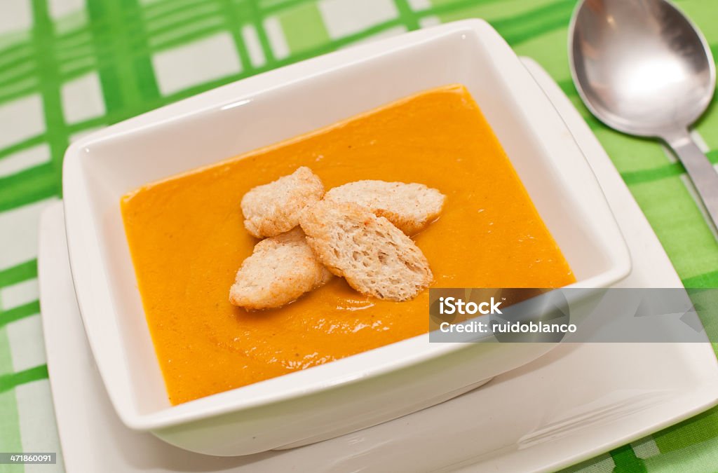 Zuppa di carote - Foto stock royalty-free di Alimentazione sana