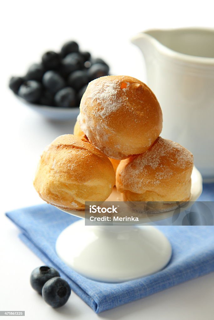 Feito em Casa profiteroles com creme, Foco Diferencial - Royalty-free Pequeno Foto de stock