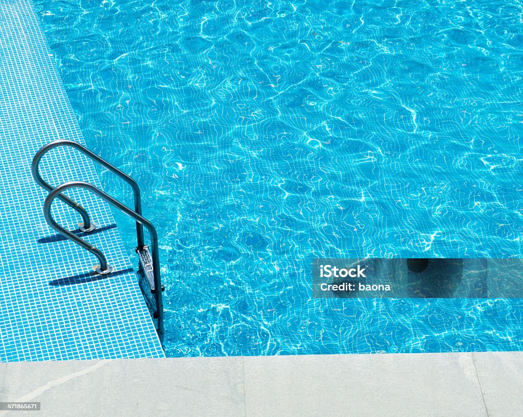 La piscina - Foto de stock de Piscina libre de derechos