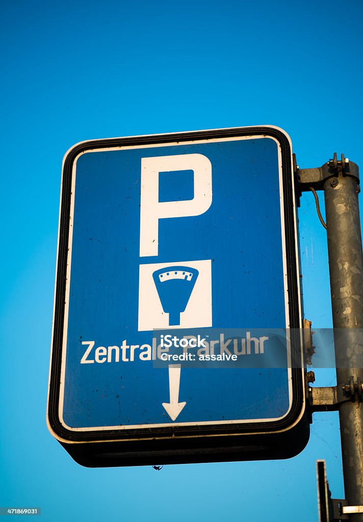Zentrale Parkuhr Is German And Means Central Parking Meter Stock Photo -  Download Image Now - iStock