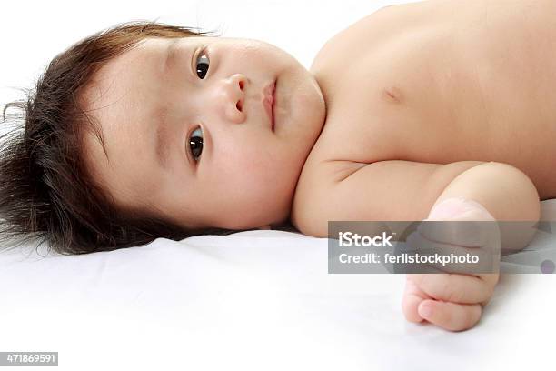 Bebê Na Cama - Fotografias de stock e mais imagens de Amor - Amor, Asiático e indiano, Bebé