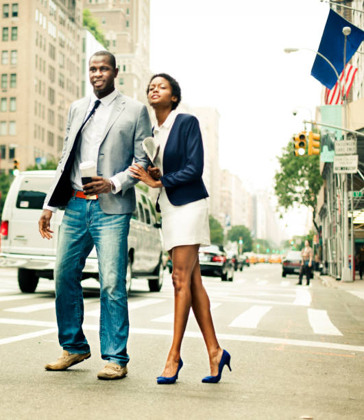 istock Couple in New York 471870375