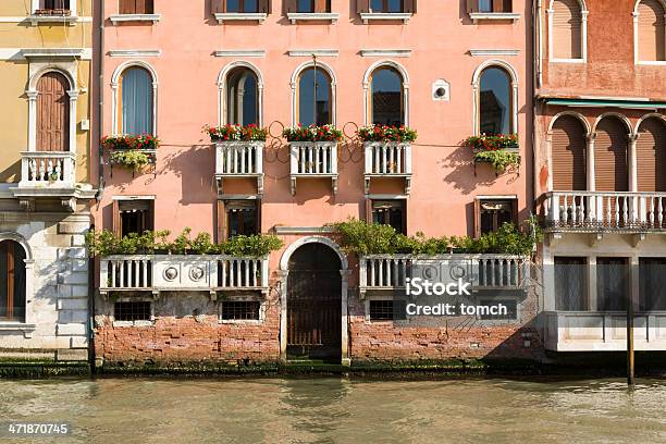 Foto de Fachada Do Prédio Em Veneza e mais fotos de stock de Arquitetura - Arquitetura, Destino turístico, Estrutura construída