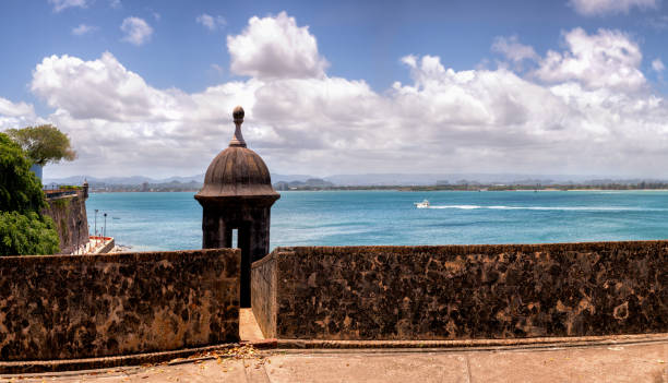 arma tower no el morro - beach 2013 usa sky - fotografias e filmes do acervo