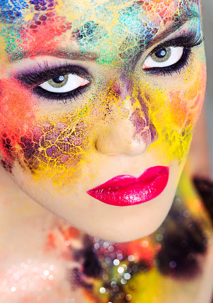 istock fashion woman 471871433