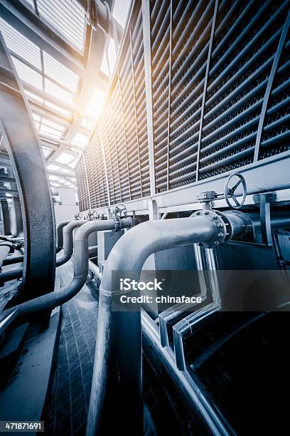 Sistemas De Aire Acondicionado Foto de stock y más banco de imágenes de Aparato de aire acondicionado - Aparato de aire acondicionado, Conducto de aire, Tejado