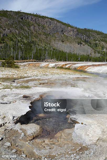 Photo libre de droit de Source Chaude De Sable Noir Geyser Bassin Du Parc National De Yellowstone banque d'images et plus d'images libres de droit de Amérique du Nord