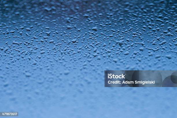 Gotas En La Ventanade Día Foto de stock y más banco de imágenes de Agua - Agua, Azul, Azul turquesa