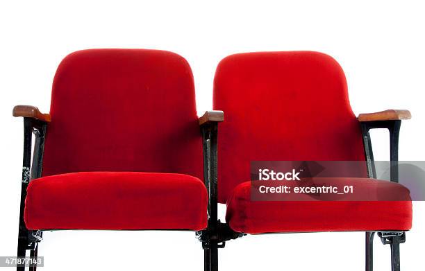 Attractive Asian Girl 20 Años En El Teatro Aislar Backgroun Blanco Foto de stock y más banco de imágenes de Asiento