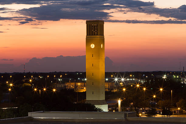 Albritton Bell Tower in Twilight Albritton Bell Tower(Texas A&M U) in Twilight bell tower tower photos stock pictures, royalty-free photos & images