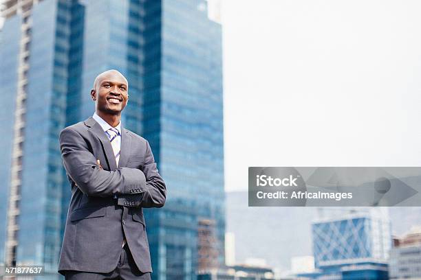 Glücklich Afrikanischen Geschäftsmann Und Selbstbewusst Stockfoto und mehr Bilder von Afrika