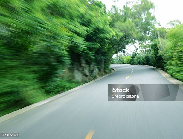 Estrada - Fotografias de stock e mais imagens de Aberto - Aberto, Ajardinado, Alfalto