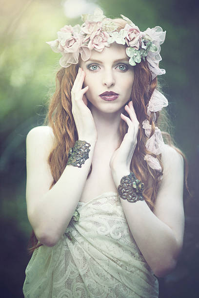 istock Ethereal girl 471877931