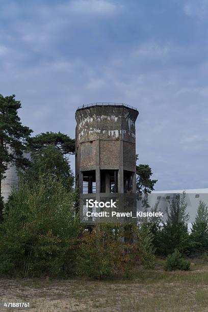 Pé Bunker Na Praia Em Gdansk Segunda Guerra Mundial - Fotografias de stock e mais imagens de Abrigo Anti-Bombas