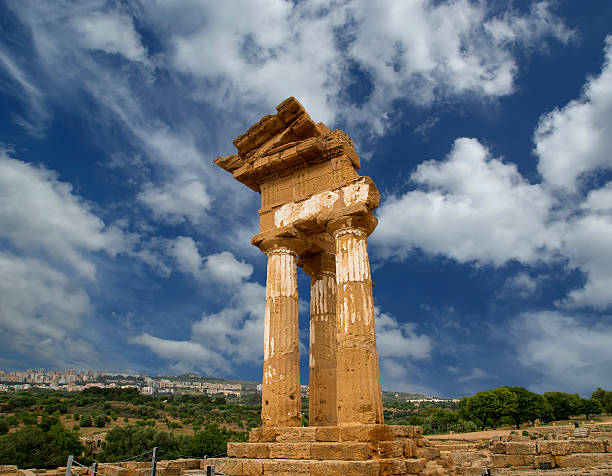 istock Ancient Greek Temple of the Dioscuri (V-VI century BC) 471882735