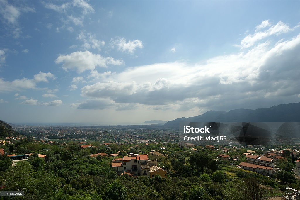 Typische Landschaft der mountain valley in Sizilien, Italien - Lizenzfrei Agrarbetrieb Stock-Foto