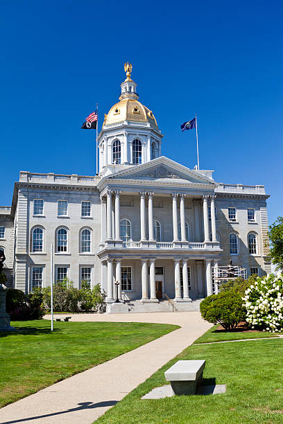 New Hampshire State House In Concord The New Hampshire State House In Concord On A Sunny Day. concord new hampshire stock pictures, royalty-free photos & images