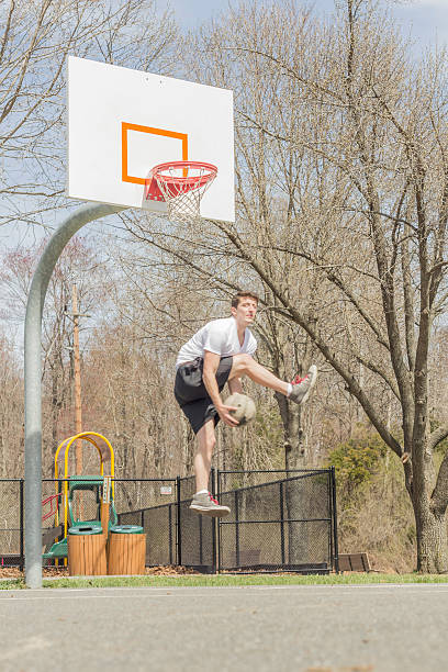 istock Basketball Fancy Layups 471906136