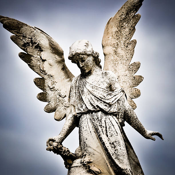 istock Beautiful Sculpture at a Melbourne Cemetery 471906473