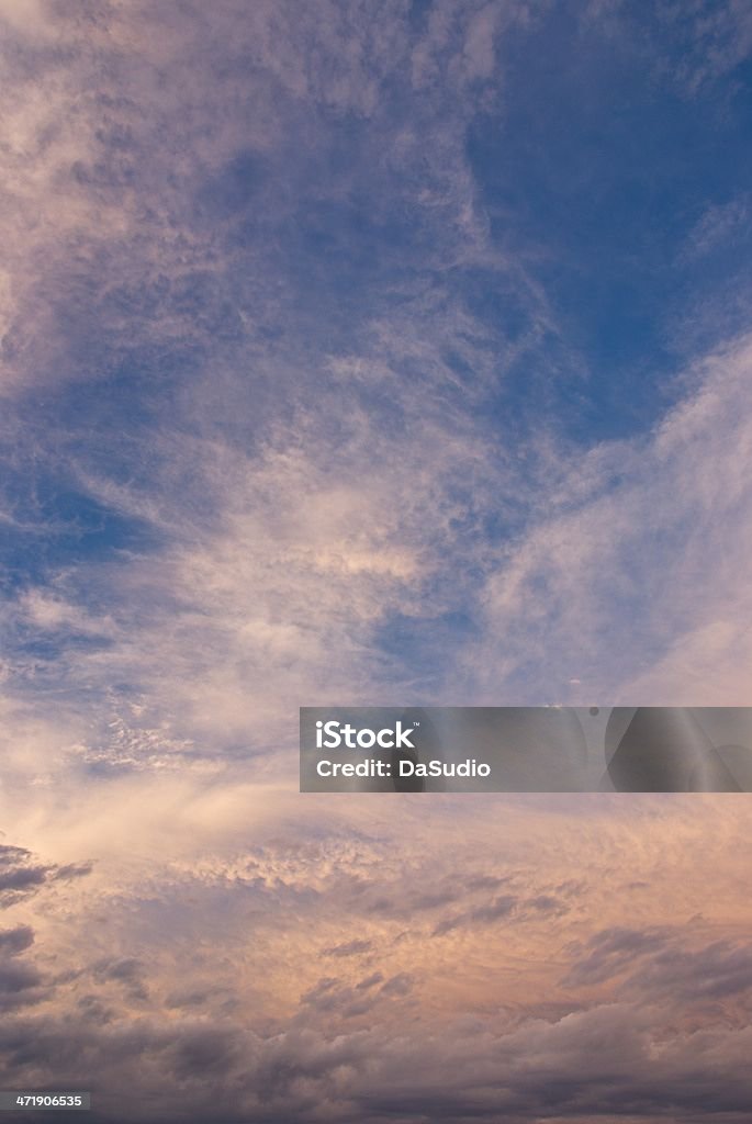 Arancio cloud al tramonto - Foto stock royalty-free di Ambientazione esterna