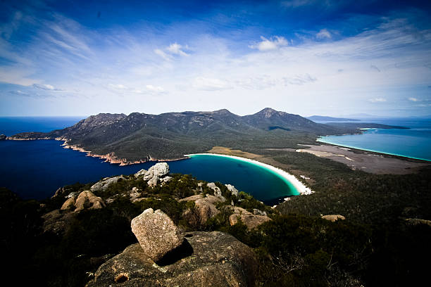 istock Wineglass bay - Tasmania 471906559