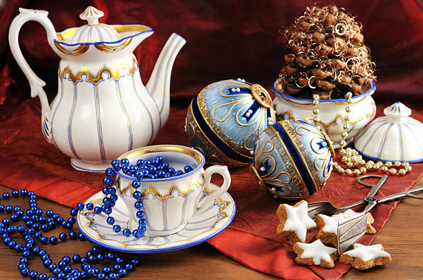 istock Biedermeier procelain with christmas decoration 471914795