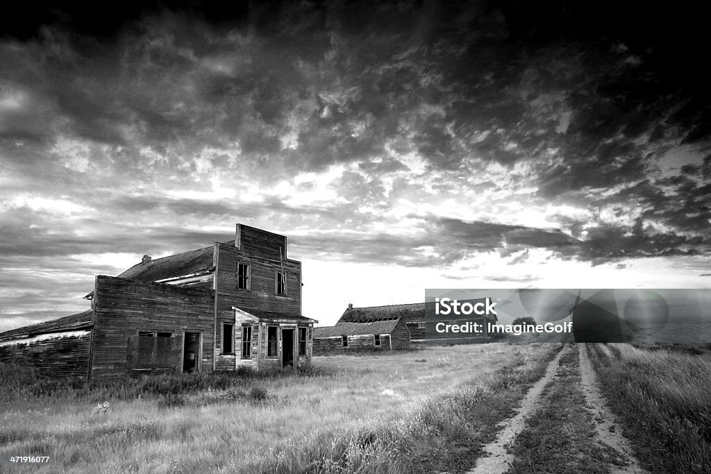 Prairie Ghost Town w czarny i biały) - Zbiór zdjęć royalty-free (Wielki kryzys - Ważne wydarzenie)