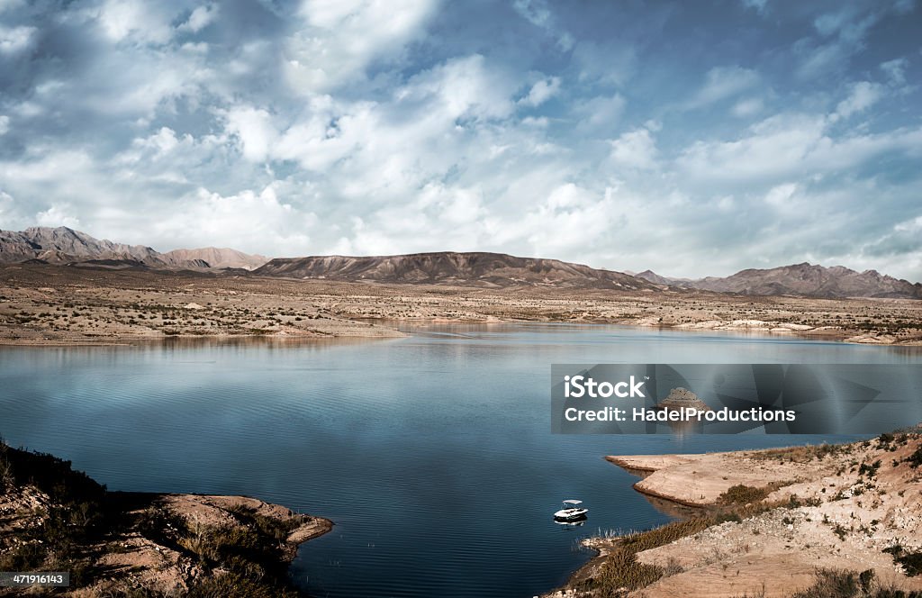 Lago Mead com barco em primeiro plano - Royalty-free Lago Mead Foto de stock