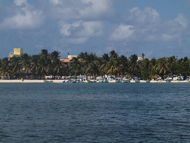 istock Isla Mujeres in Mexico 471916750
