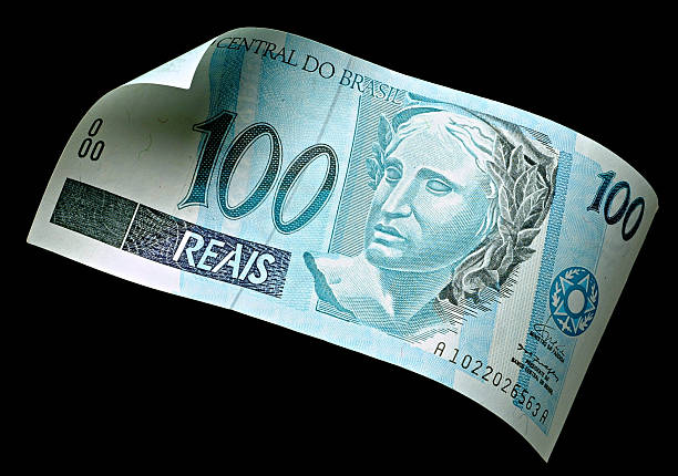istock One hundred reais - brazilian money 471921819
