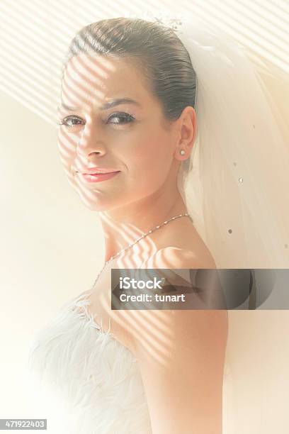 Novia Foto de stock y más banco de imágenes de Adulto - Adulto, Belleza, Boda