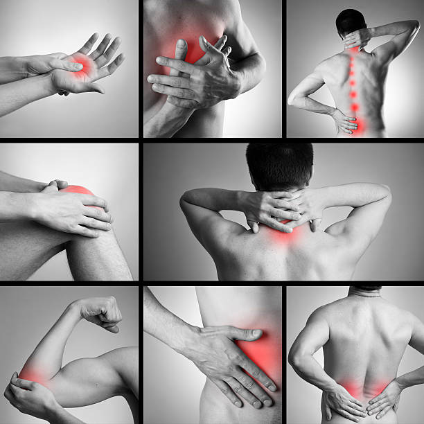 dolore nel corpo di un uomo - pain human knee arthritis human joint foto e immagini stock