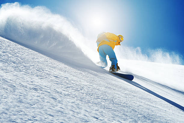 snowboard - skiing snowboarding snowboard snow fotografías e imágenes de stock
