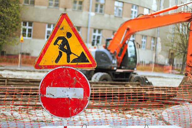 istock road repair signs 471931210
