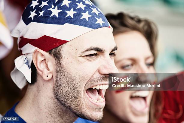 スポーツ愛好家のお客様にはゲームの応援 - アメリカンフットボールのストックフォトや画像を多数ご用意 - アメリカンフットボール, 群集, 2014年